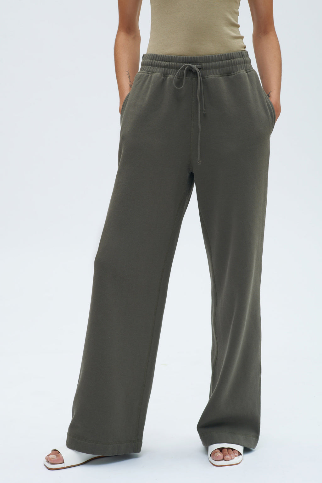 Women's Wide Leg Sweatpant