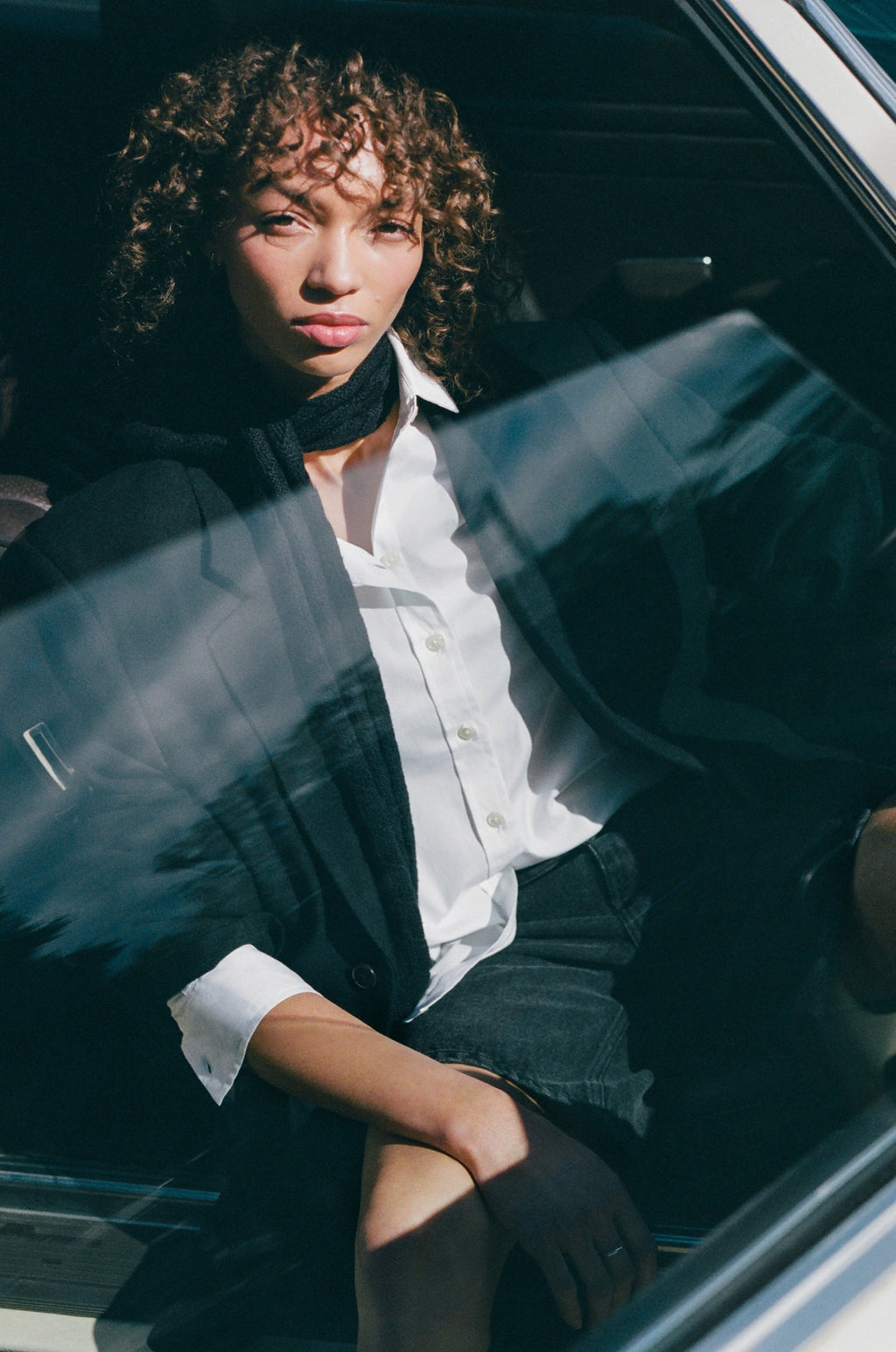 Women's Azhar Crepe Blazer in Black