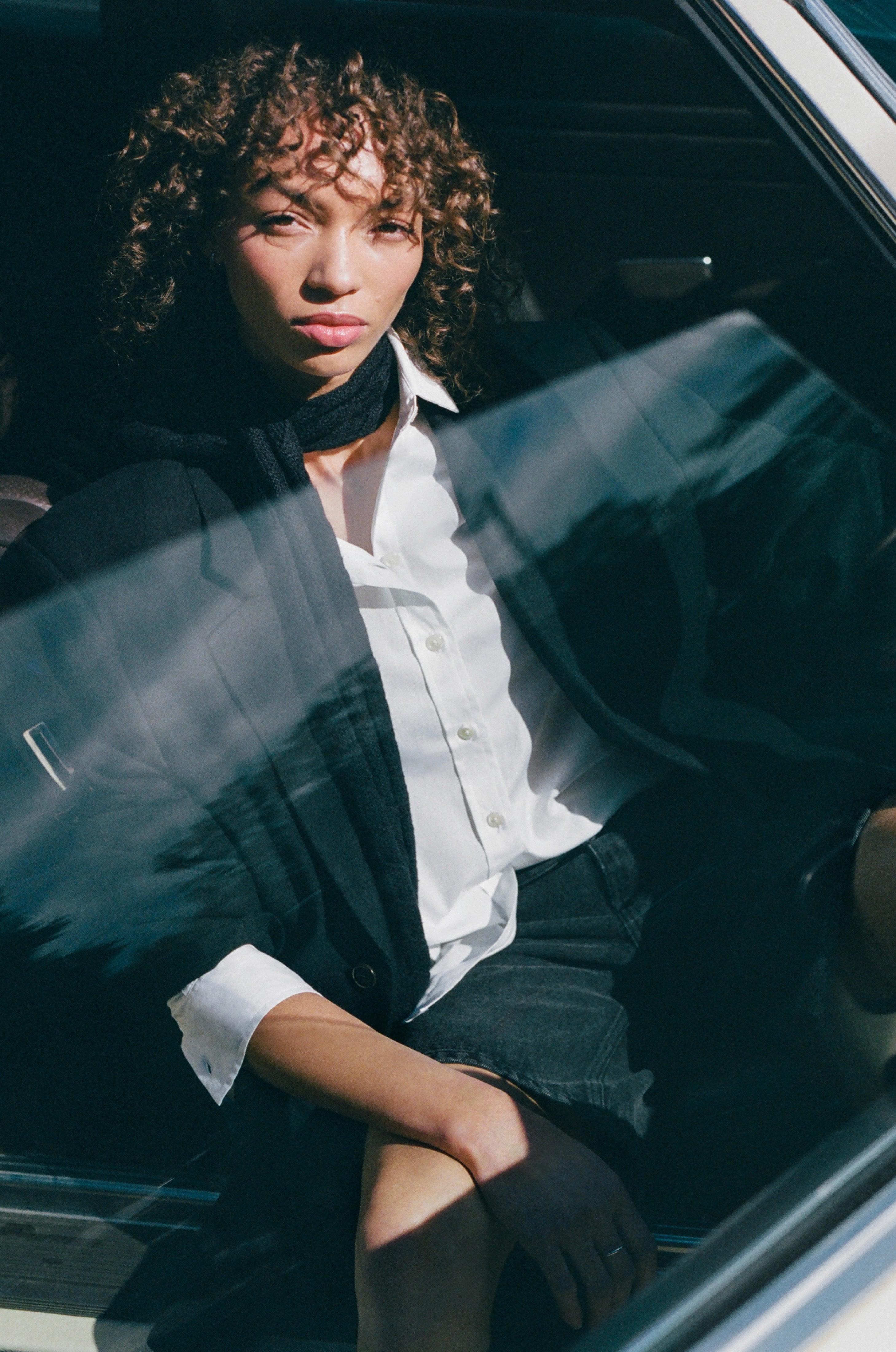 Women's Azhar Crepe Blazer in Black